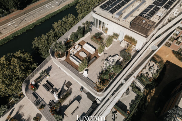 deFotomeneer - LUXCOM-1